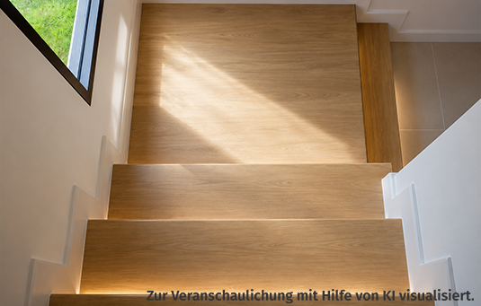 Draufsicht auf eine moderne Treppe mit Parkett überzogenen Stufen neben einem.