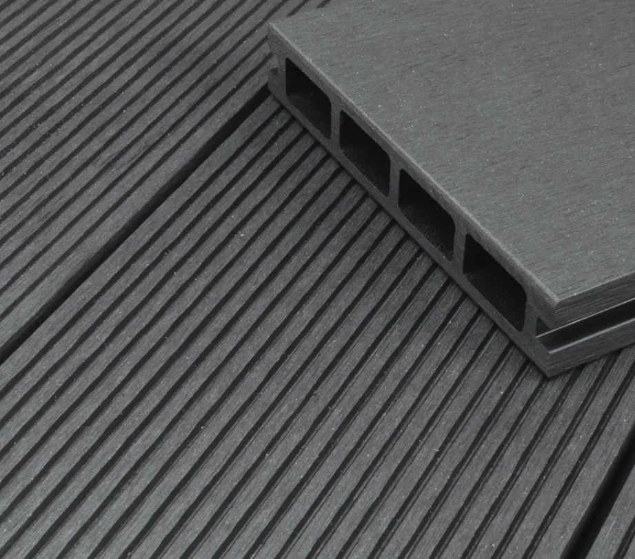 HORI Terrassendielen WPC Kuba Hohlkammer grau geriffelt / glatt gebürstet 25 x 145 mm