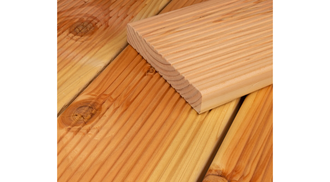 Geriffelte Terrassendielen von HORI aus Holz